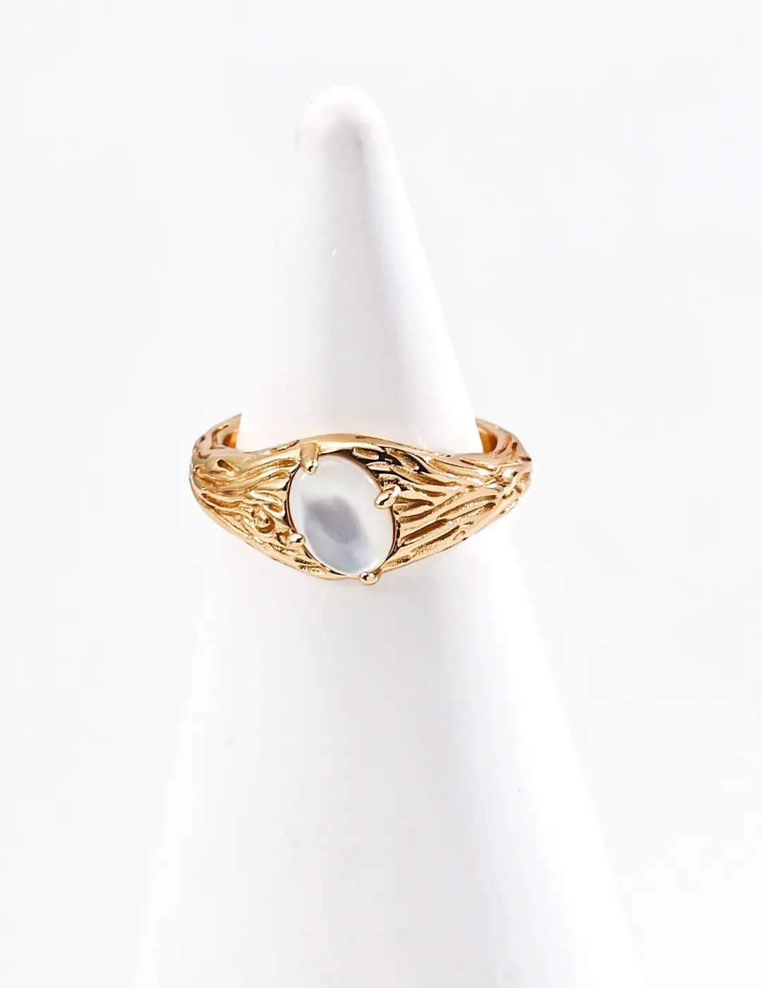 Whispers of the Pale Moon | Vintage Mother-of-Pearl Sterling Silver Ring shining  pearl silver  rings freshwater  pearls silver  ring