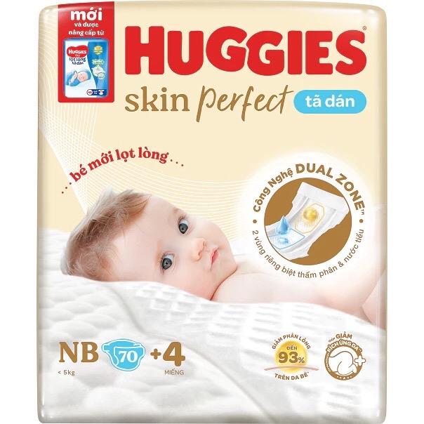 Tã dán sơ sinh Huggies NB74 miếng cho bé dưới 5kg với hai vùng thấm giảm kích ứng da Voi Nhộng Chũn