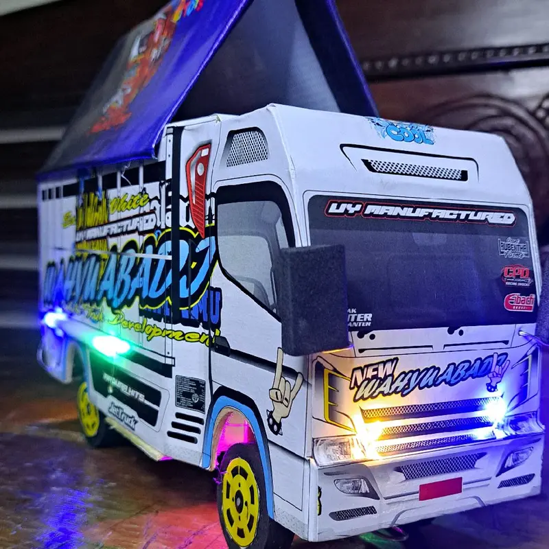 OBRAL MAINAN TRUK OLENG MINIATUR LAMPU  Led DAN TERPAL MOTIF 2