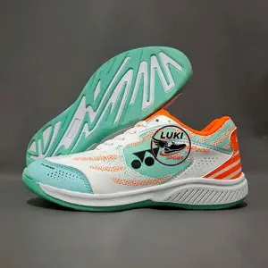Sepatu Badminton Wanita Ukuran 36 Sampai 41 Velo200 Model Terbaru Ringan Outsole Karet