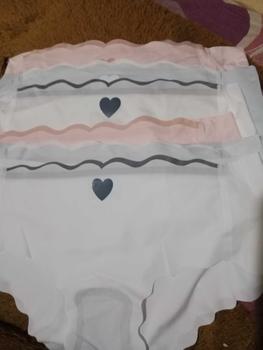 Product Review of CELANA DALAM WANITA PREMIUM QUALITY SEAMLESS ANTI NYEPLAK MOTIF LOVE CD-064 from P**s A**h 0