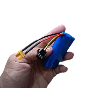 Huina 1593 Baterai Li-ion 18650 Soket XT30 7,4V 2S Durasi Main 2 -+ Jam untuk Huina 1593