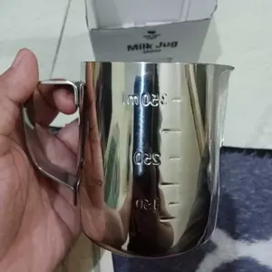 Gelas Milk Jug Dan Gelas Corong Susu Pengukur  Kopi Espresso Latte Art Stainless Steel Cangkir