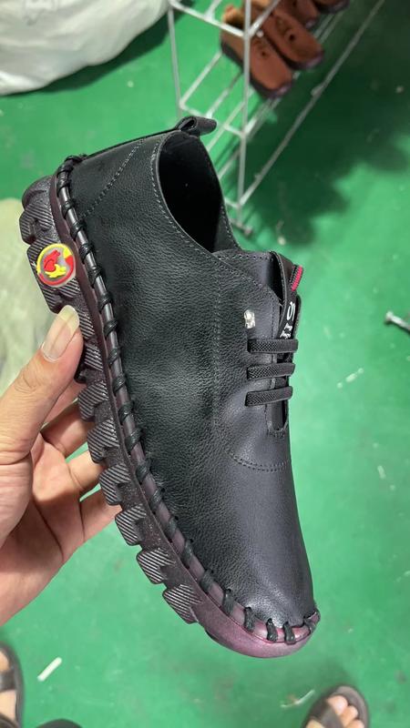 Product Introduction of Sneakers Women Shoes Leather Loafers Shoes for Women Comfortable Slip on Shoes Hand Sewing Thread Mom Shoes 11