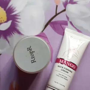 RtopR Leher Firming Peremajaan Krim Anti-Kerut Firming Krim Leher Perawatan Neck Firming Rejuvenation Cream40g