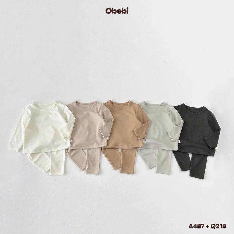 CB132: Combo A487 +Q218 Áo Quần Giữ Nhiệt Cổ Tròn Thời Trang Thu Đông Cho Bé Trai Bé Gái Obebi