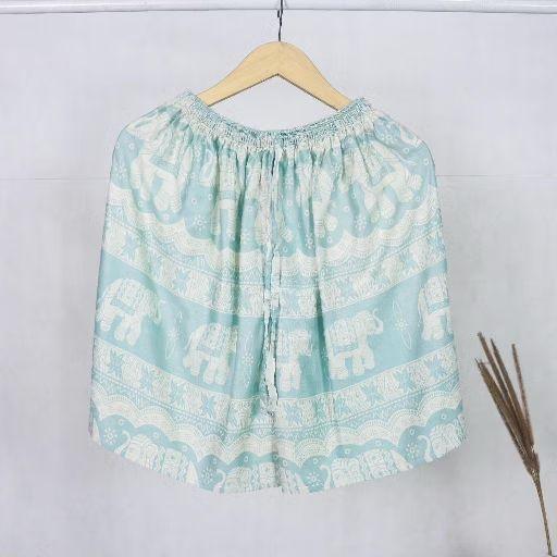 Celana Pendek Wanita Super Jumbo Motif Gajah Mihu Mihu Selutut Hotpants Bigsize Rayon Kulot Shorts Santai Muat Sampai BB 100Kg Celana Pendek Wanita Super Jumbo Motif Gajah Mihu Mihu Selutut Hotpants Bigsize Rayon Kulot Shorts Santai Muat Sampai BB 100Kg