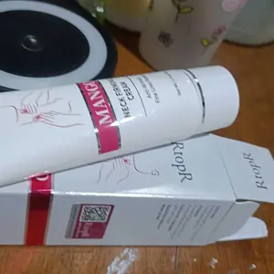 RtopR 【BPOM】Leher Firming Peremajaan Krim Anti-Kerut Firming Krim Leher Perawatan Neck Firming Rejuvenation Cream40g