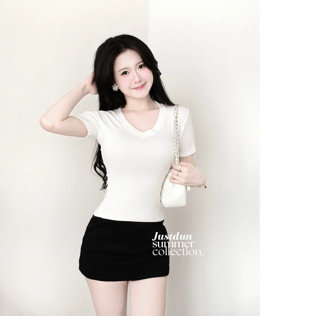 Áo Thun Nữ Basic Cổ Tim Trơn JUSTDUN A2 – Chất Cotton Lông Mịn Cao Cấp, Co Giãn 4 Chiều | BigBuy360 - bigbuy360.vn