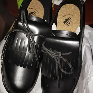 Sepatu Boots Pria Portee OG Derby Leather – Formal Kulit Asli Hitam | Kerja Kuliah Acara Resmi