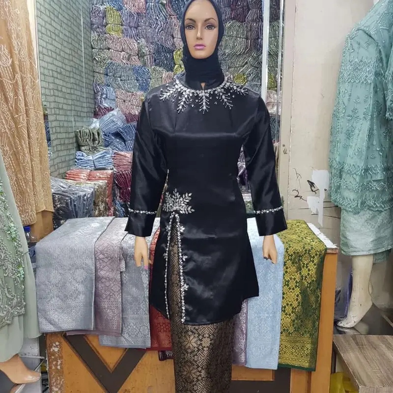Baju Kurung Melayu Belah Dengan Rok Songket Sangat Elegan Sangat Cocok Untuk Seragaman 2