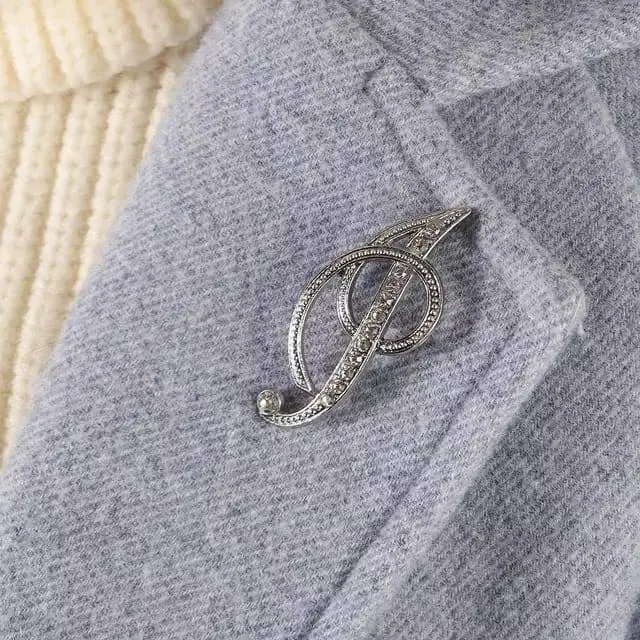 Bros Huruf Bros Inisial Bros Alfabet A B C D E F G H I J K L M N O P Q R S T U V W X Y Z Gold dan Silver Bros Dada Bros Kebaya Bros Jilbab Bros Wanita Bros Kutubaru Brooch Aksesories BZO 2