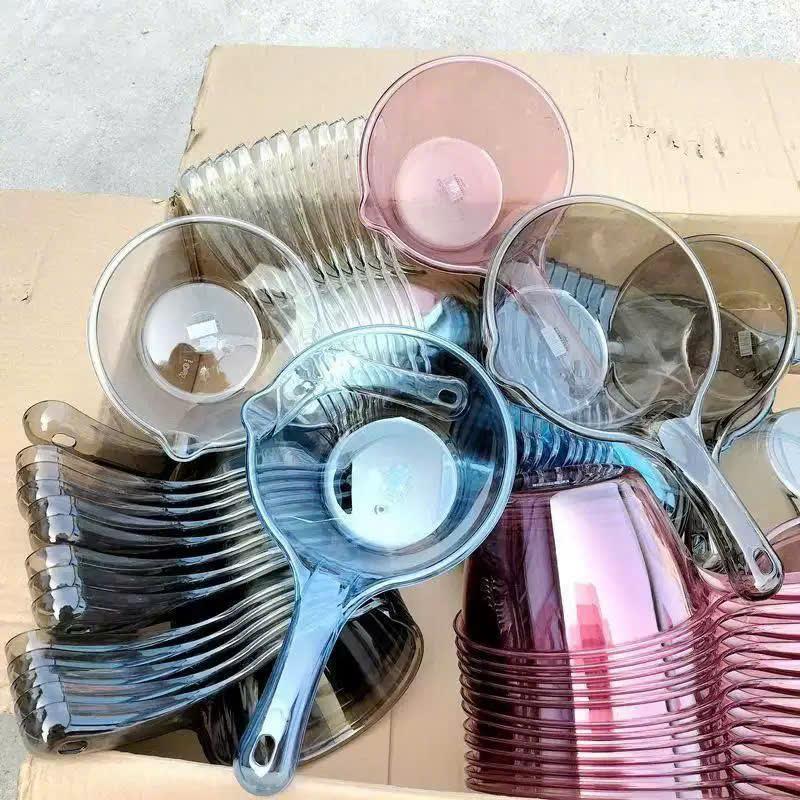 Gáo Múc Nước Bằng Nhựa Cao Cấp Trong Suốt Tiện Lợi