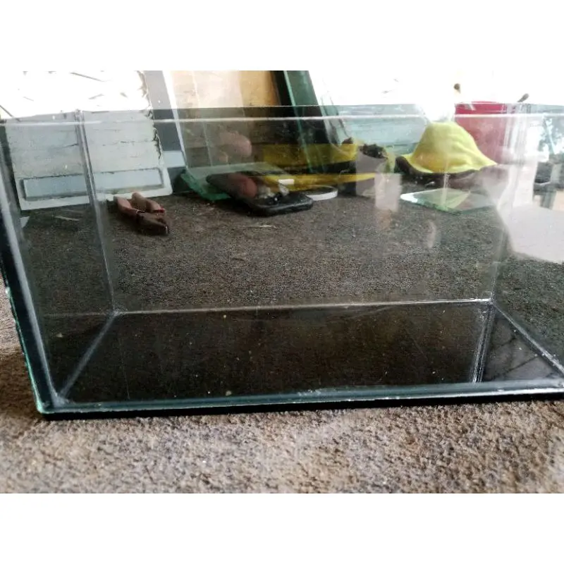 Akuarium Kaca Hitam Ukuran 25x12x12 - Brand Name