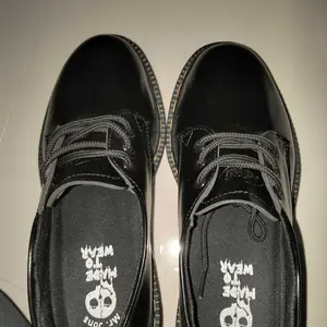 Mr.Jonsrawk Original Sepatu Formal Low Hitam Boots Casual Sepatu Dokmar Pria  Pendek 3 Hole Sepatu oxford Kondangan Sepatu Kerja Kantoran Kasual Shoes Pantofel