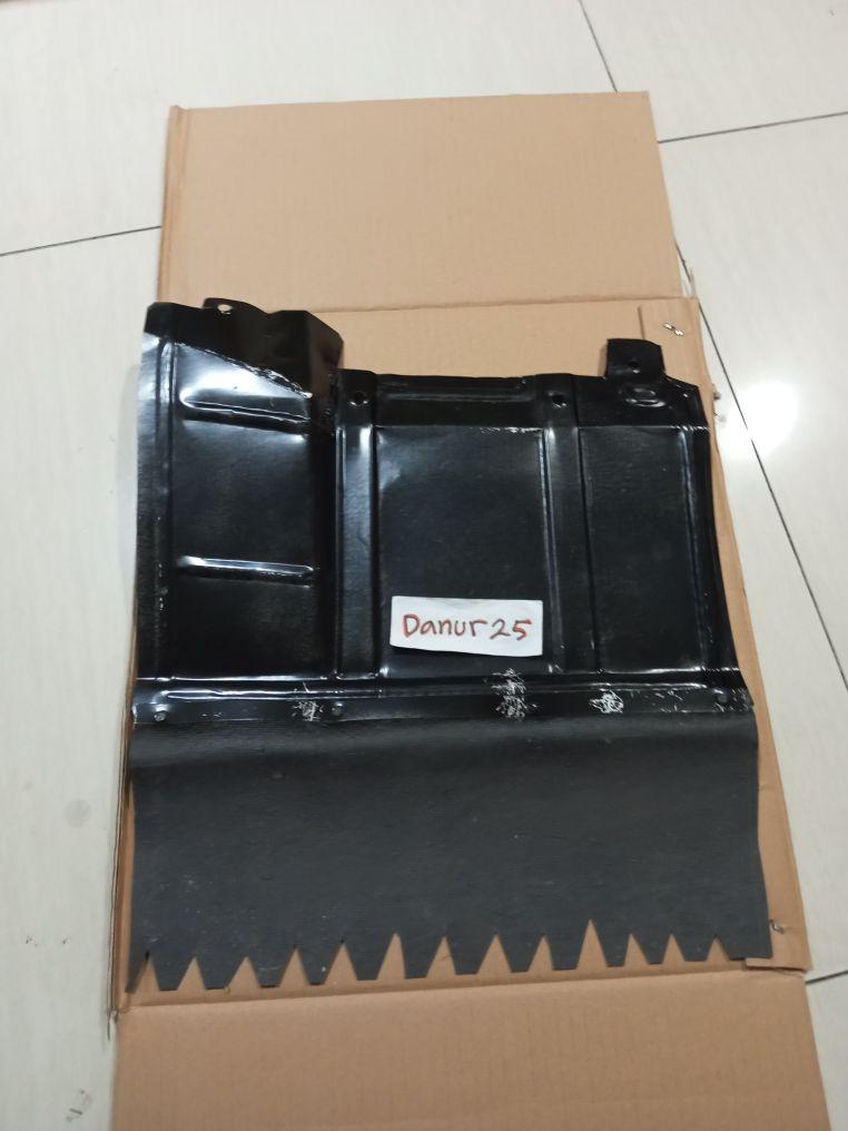 Product Introduction of Dudukan Karpet Lumpur Depan PS100 PS120 Lama Plat 1Set Kiri Kanan 7