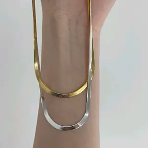 KALUNG TITANIUM CASANDRAWASI PIPIH PRIA DAN WANITA ANTI KARAT