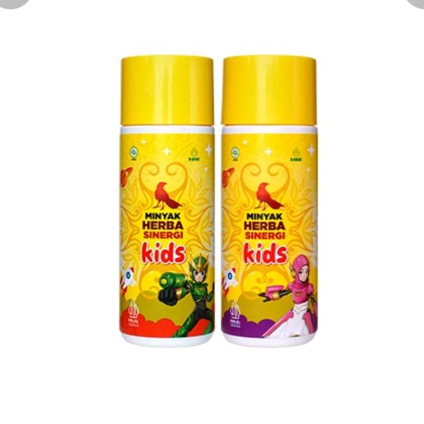 MINYAK HERBA SINERGI KIDS  ** KHASIAT ** Sebagai minyak gosok maupun minyak urut. Membantu meredakan perut kembung anak. Membantu memberikan rasa hangat pada tubuh. Membantu menghindarkan dari gigitan nyamuk 0
