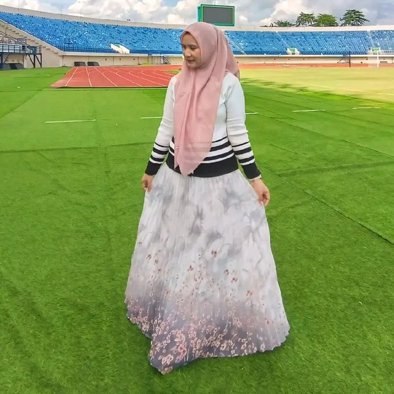 Alena skirt -ROK PLISKET Motif ceruty babydoll heavy cifhon exlusive pinggang full Karet bawahan androk prisket motip bunga hitam putih Muslim Wanita dewasa 2