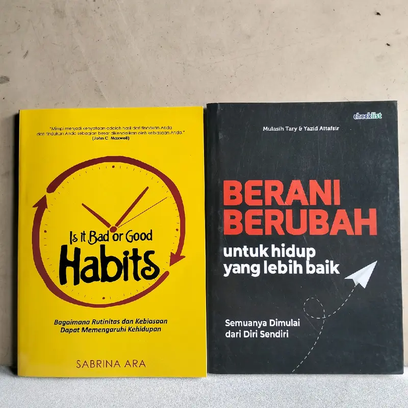 PAKET ISI 2 BUKU MOTIVASI / IS IT BAD OR GOOD HABITS / BERANI BERUBAH  / SURAT YASIN