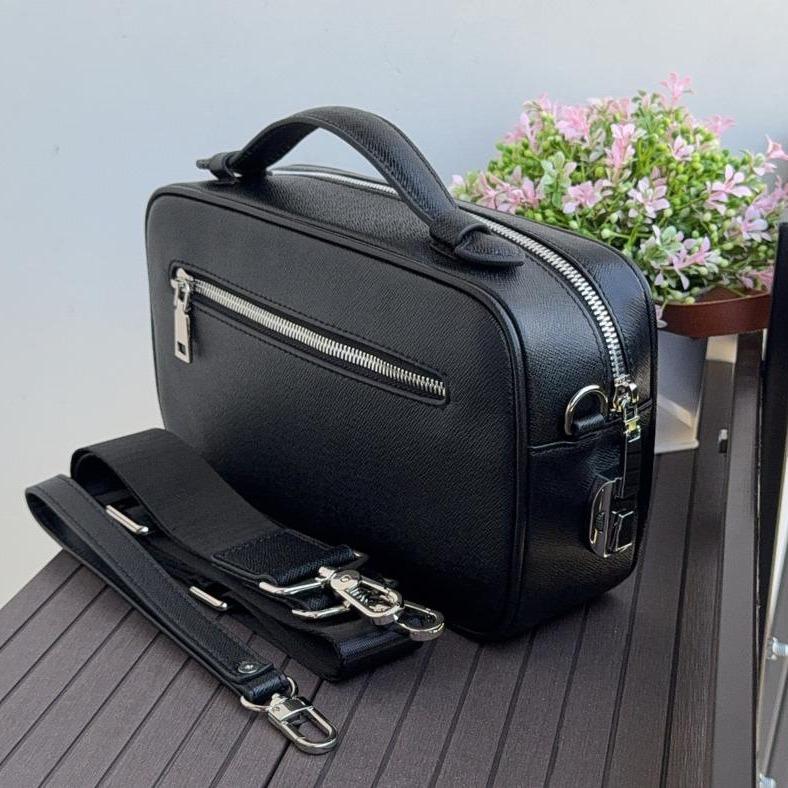   Da bò Taiga   Túi đeo chéo  Clutch cầm tay da bò Taiga cao cấp khoá số bảo mật 