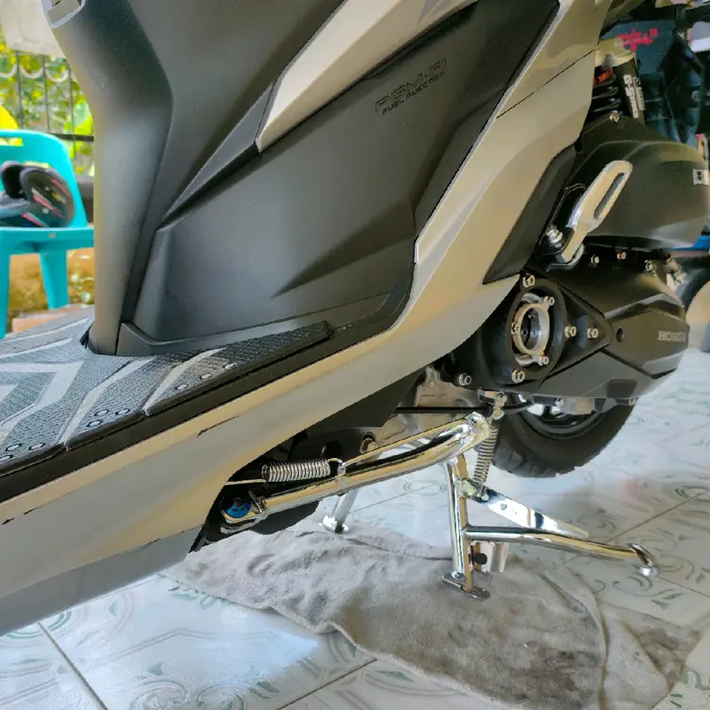 Standar Samping Beat Karbu Chrome Pnp Vario 125/150 Dan Standar 2 Chrome vario 125/150 4