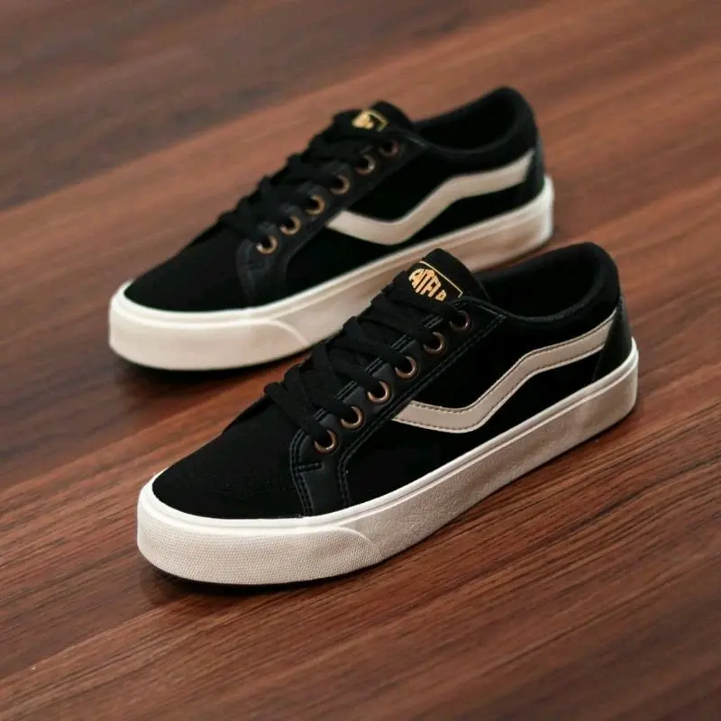 Sepatu Ventela Republic Low Black Natural Sneaker Kasual Shoes Hitam Pria Wanita - Ukuran 36-43 - Casual