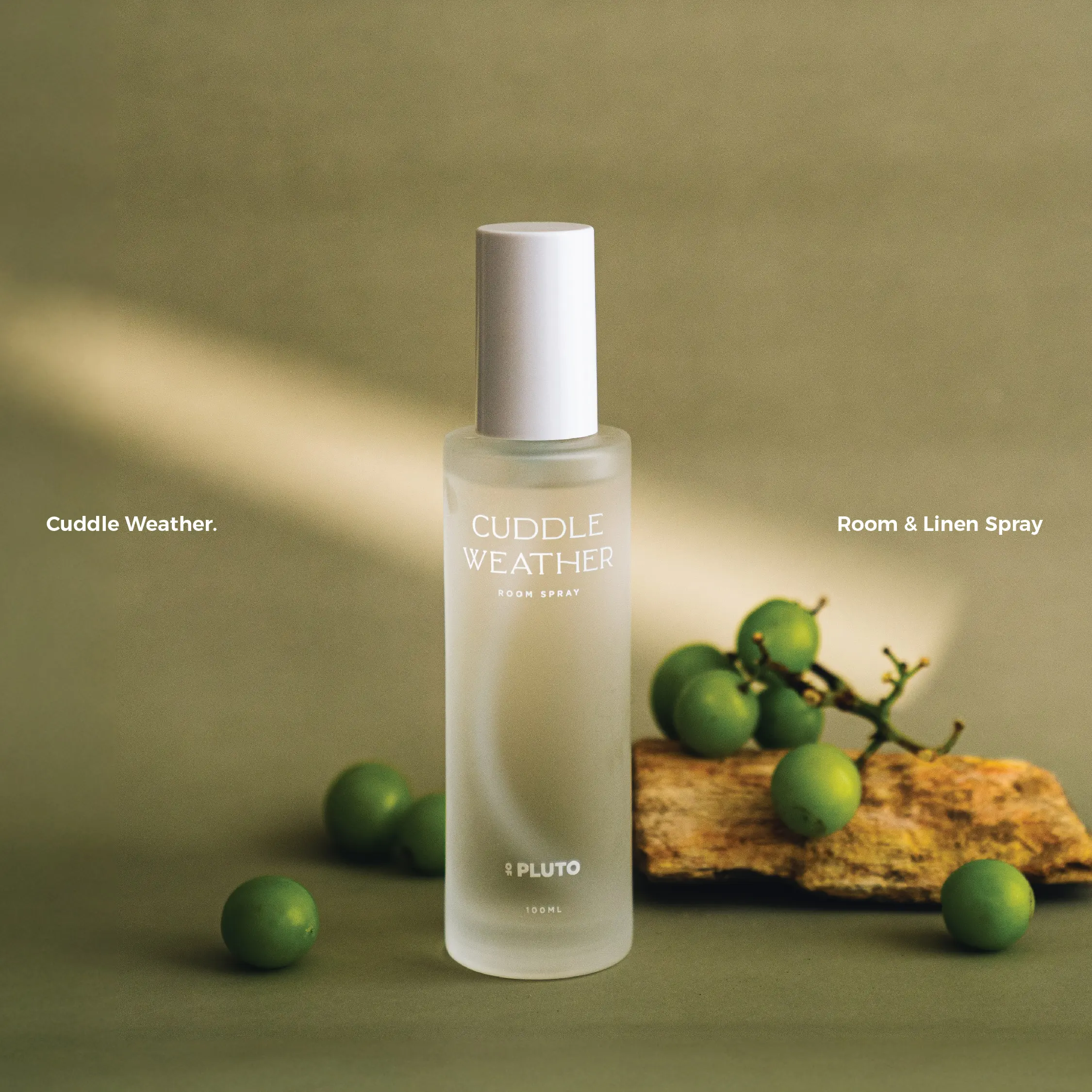 Pluto Essentials Room & Linen Spray - Cuddle Weather