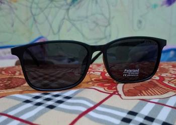 Product Review of TERLARISSSS Kacamata Hitam Pria Wanita Kacamata Gaya pria keren A1216 Lensa polarized UV 400 COD Eyewear Sunglasses from E**e 2