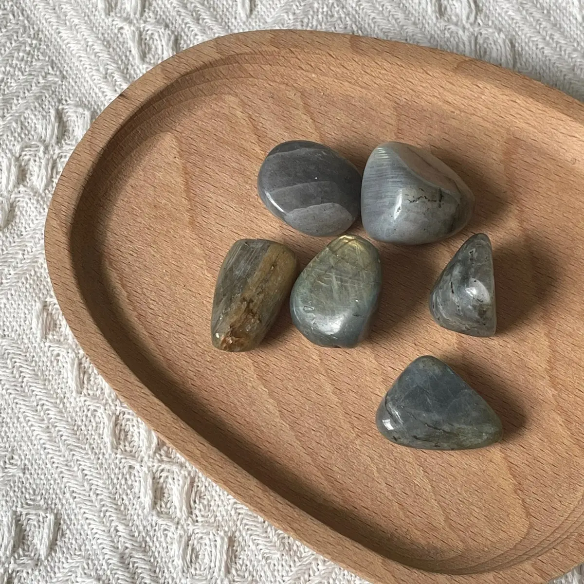 Labradorite Natural Crystal Tumbles