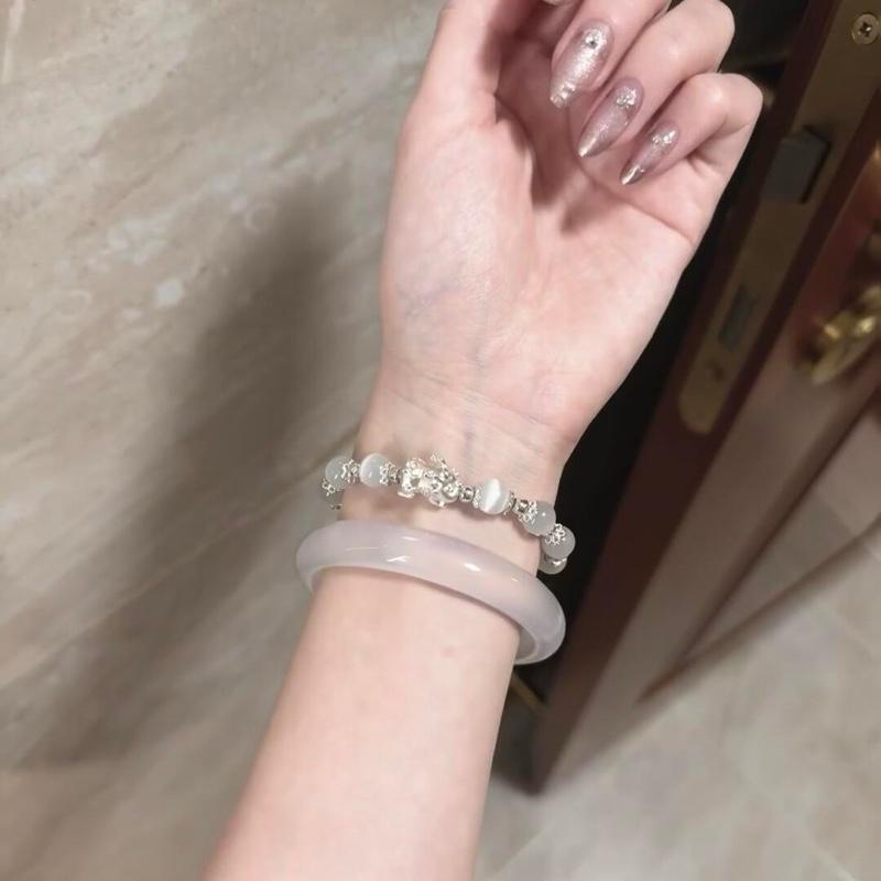  Vòng bạch nguyệt quang Madagascar bản vip 