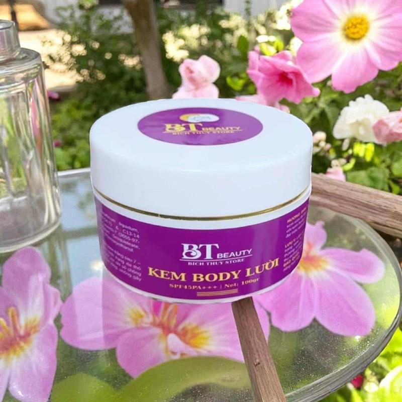 Kem Body Lười nâng tone Chống Nắng SPF40make up giúp nâng tone chống nắng khi đi tiệc.