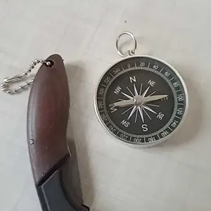 Gantungan Kunci Kompas SP / Bahan Aluminium Liontin