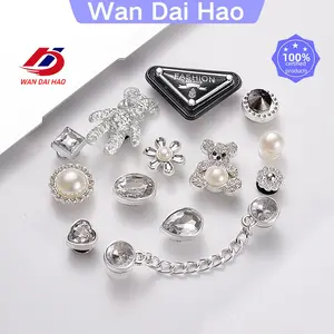 Wan Dai Hao Aksesori sepatu fashion aksesoris sepatu kartun tiga dimensi aksesoris sepatu lubang 2025 aksesoris sepatu lubang baru Flash Shoe Sandal