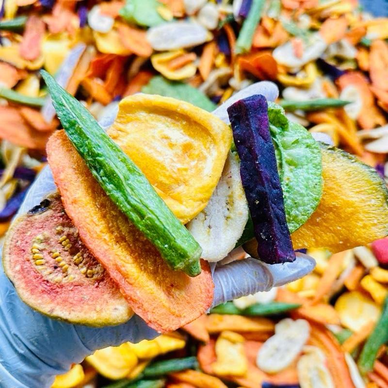Trái cây thập cẩm rau củ quả sấy giòn Thức Ăn Snack Food xuất hoá đơn công ty đầy đủ