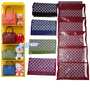 MOTTHEKARS Rak Tas Gantung FULLKADOT Resleting HBOZipper Tempat Penyimpanan Jumbo 43x18x160cm Motif Polkadot Diskrit untuk Koleksi Tas Sepatu Dompet Merah