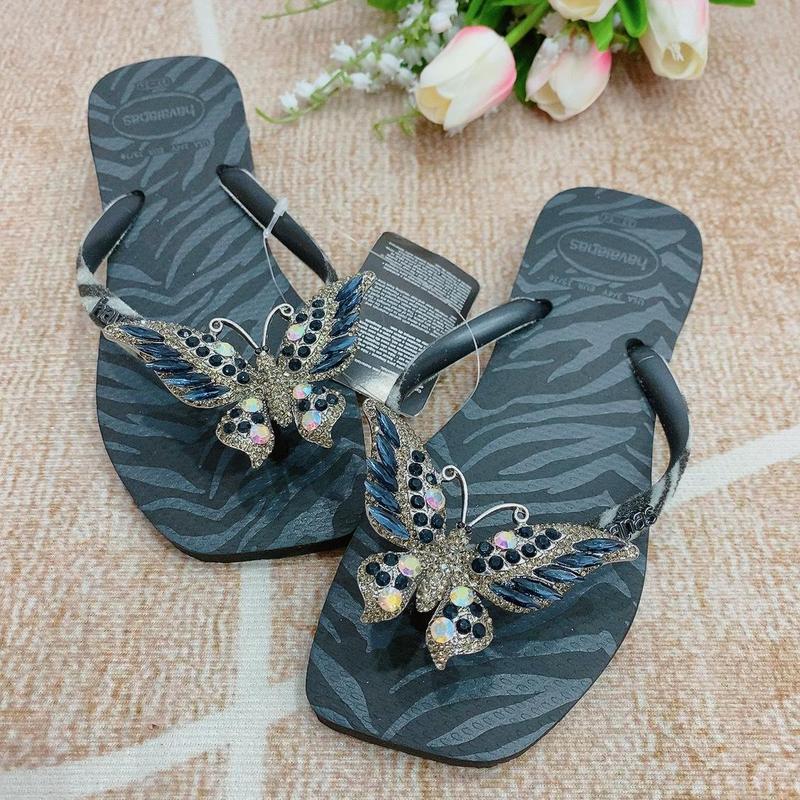 DÉP HAVAIANAS ĐẾ VUÔNG BEO XÁM MIX CHARM - Linda Trần's Store