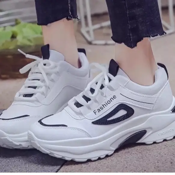 12.12 BIG SALE SEPATU SNEAKERS WANITA SEPARU SNEAKERS WANITA/ sepatu wanita FASHIONE NEW/sepatu wanita kekinian 2022 sepatu sneakers sepatu kets wanita 1