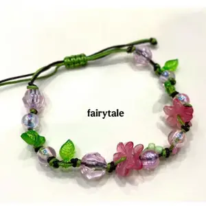 Gelang bracelet bunga kelopak merah jambu dengan daun |gelang fairy tale|gelang bracelet peri