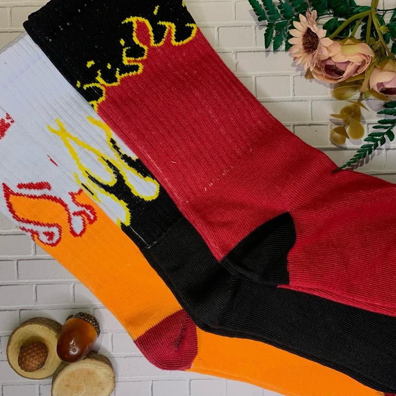 Kaos Kaki Old School Dewasa Motif Api Skate Skena 3