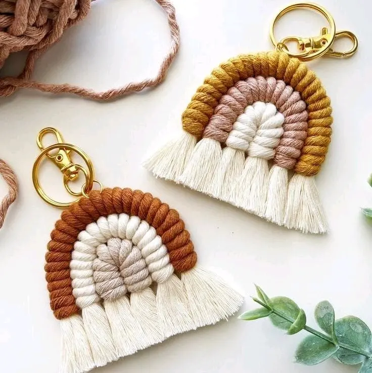 Gantungan Kunci Mini Macrame Pelangi - Gift Keychain