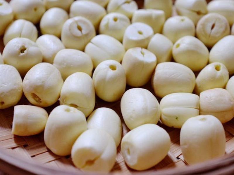 500gr hạt sen khô Huế Đã cắt mày và thông tâm loại 1- bổ dưỡng - cải thiện giấc ngủ Food