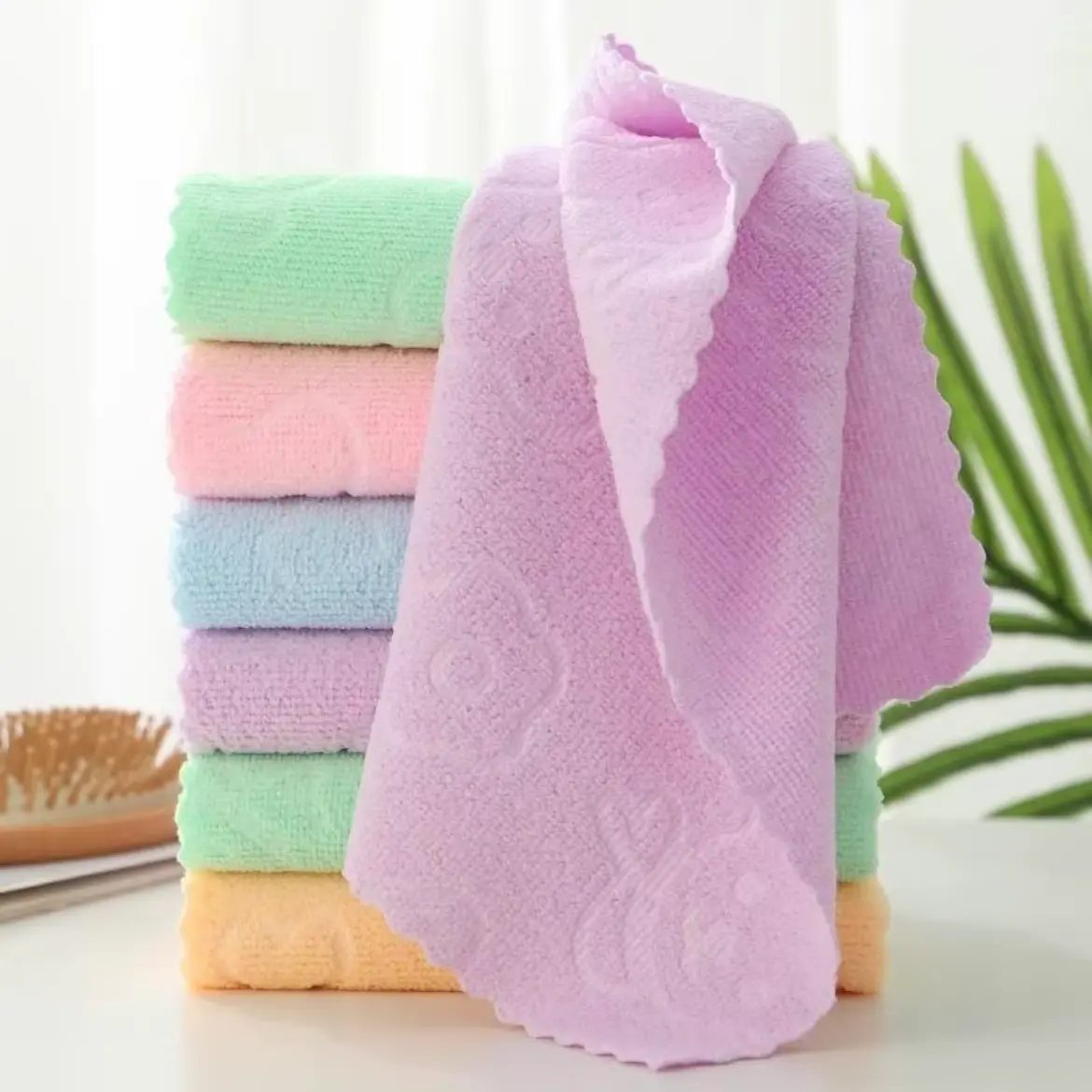 12 pack household facetowels,Random design,soft, absorbent andlint-free, face towels for adults and childrenhand towels, rags, tablecloths CottonMicroflber reusable towel gift