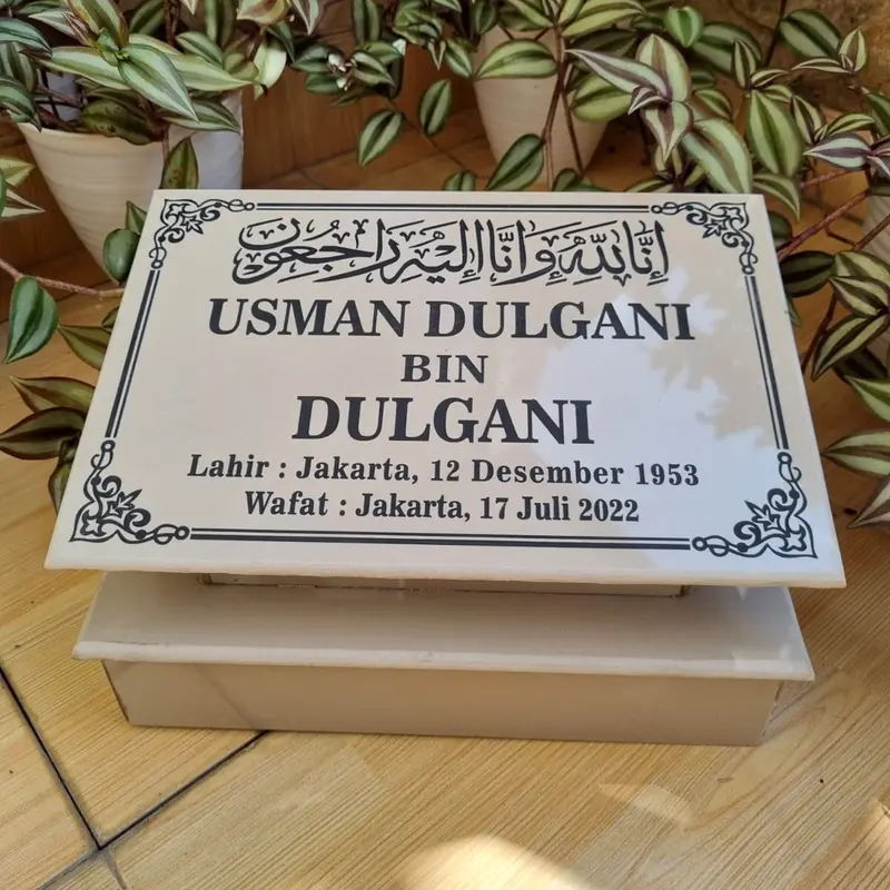 (COD) BATU NISAN TUGU 30x20 GRANIT BERKUALITAS PLUS DUDUKAN FREE PACKING KAYU TERMURAH BAHAN GRANIT TILE Hitam 6