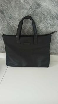 Product Review of Stylish Men's Briefcase For Business Commute Durable And Trendy from A** R**m 0