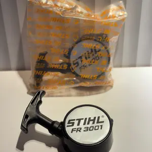 STIHL Recoil Starter Mesin Potong Rumput 328 Hole 2 Kaki ST FR 3001 Original 100% untuk Mesin Potong Rumput