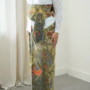 Kahitabusanaa || Kamen Lembaran Sutra Paris Rayon Tanahan Set Selendang