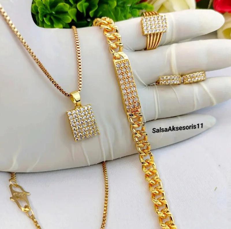 Product Introduction of Aksesoris Wanita Dewasa Satu Set Lengkap Terbaru Set Perhiasan Elegan Kalung Cincin Anting Gelang 3