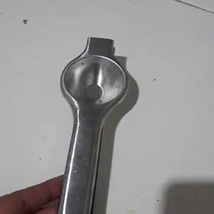 PERASAN LEMON ALAT PERAS PRESS PEMERAS TANGAN LEMON STAINLESS SQUEEZER LIME PERASAN JERUK NIPIS