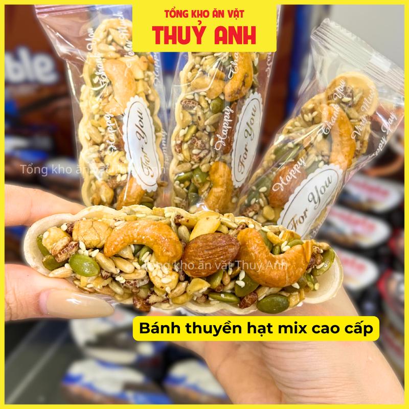 1Kg Bánh Thuyền Mix Hạt - Ngọt Nhẹ  gần như không đường  - Gạo Lứt Hạnh Nhân Hạt Điều Hạt Dưa Hướng Dương Mè,... 
